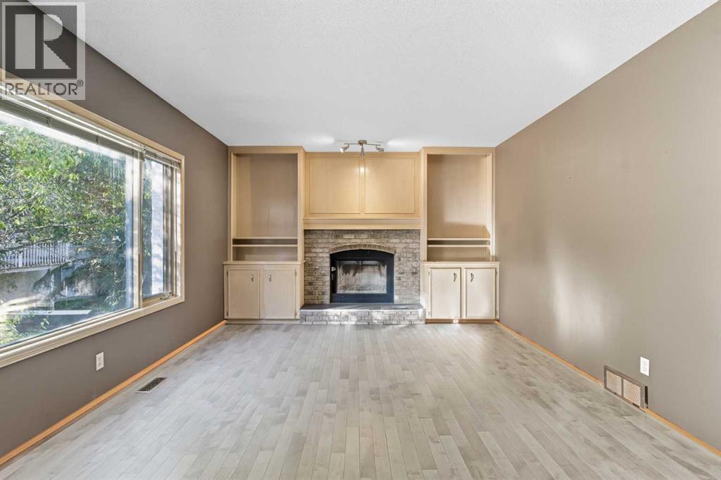 135 Canterbury Court Sw, Calgary, Alberta  T2W 6C1 - Photo 14 - A2261577