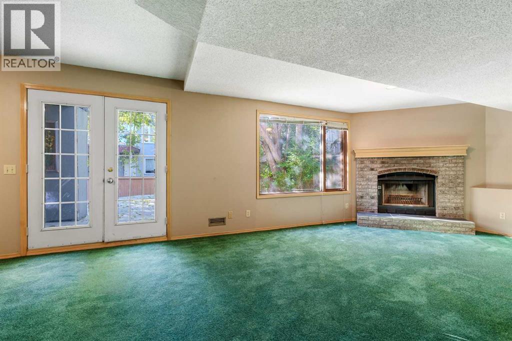 135 Canterbury Court Sw, Calgary, Alberta  T2W 6C1 - Photo 36 - A2261577