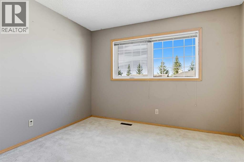 135 Canterbury Court Sw, Calgary, Alberta  T2W 6C1 - Photo 24 - A2261577