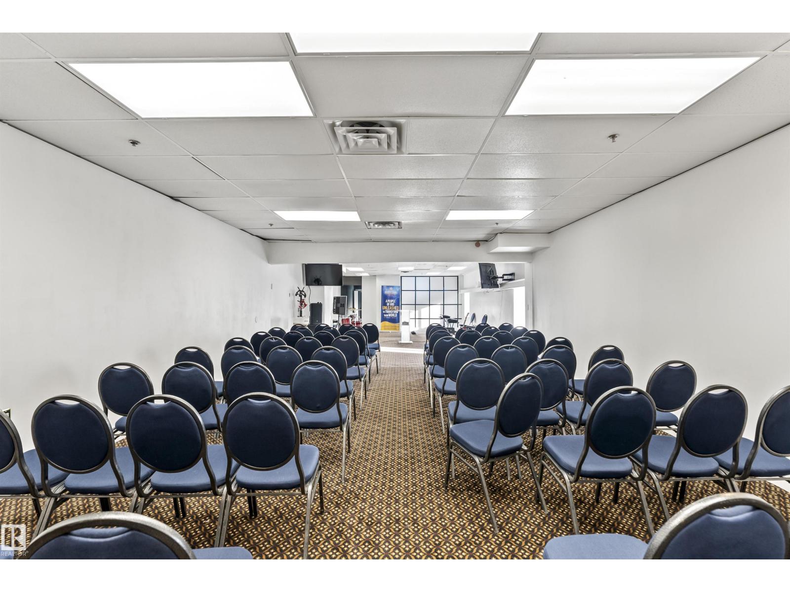 9241 34a Av Nw, Edmonton, Alberta  T6E 5T5 - Photo 2 - E4451503