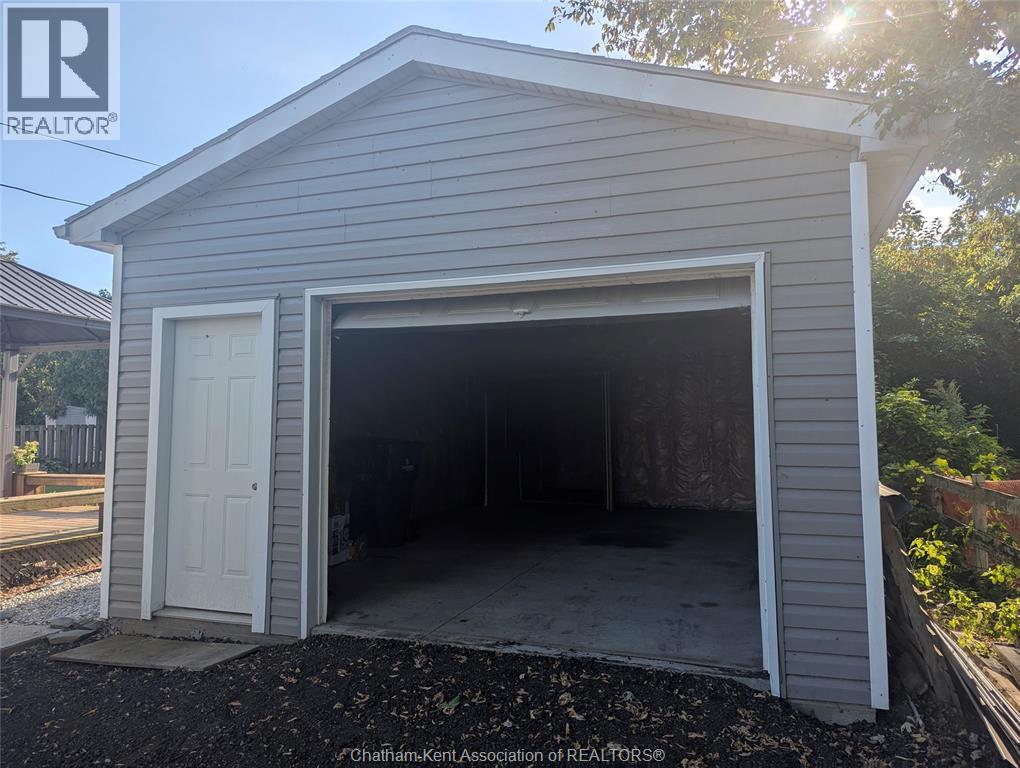 10 Meadowlea Road, Chatham, Ontario  N7M 5C4 - Photo 28 - 25025420