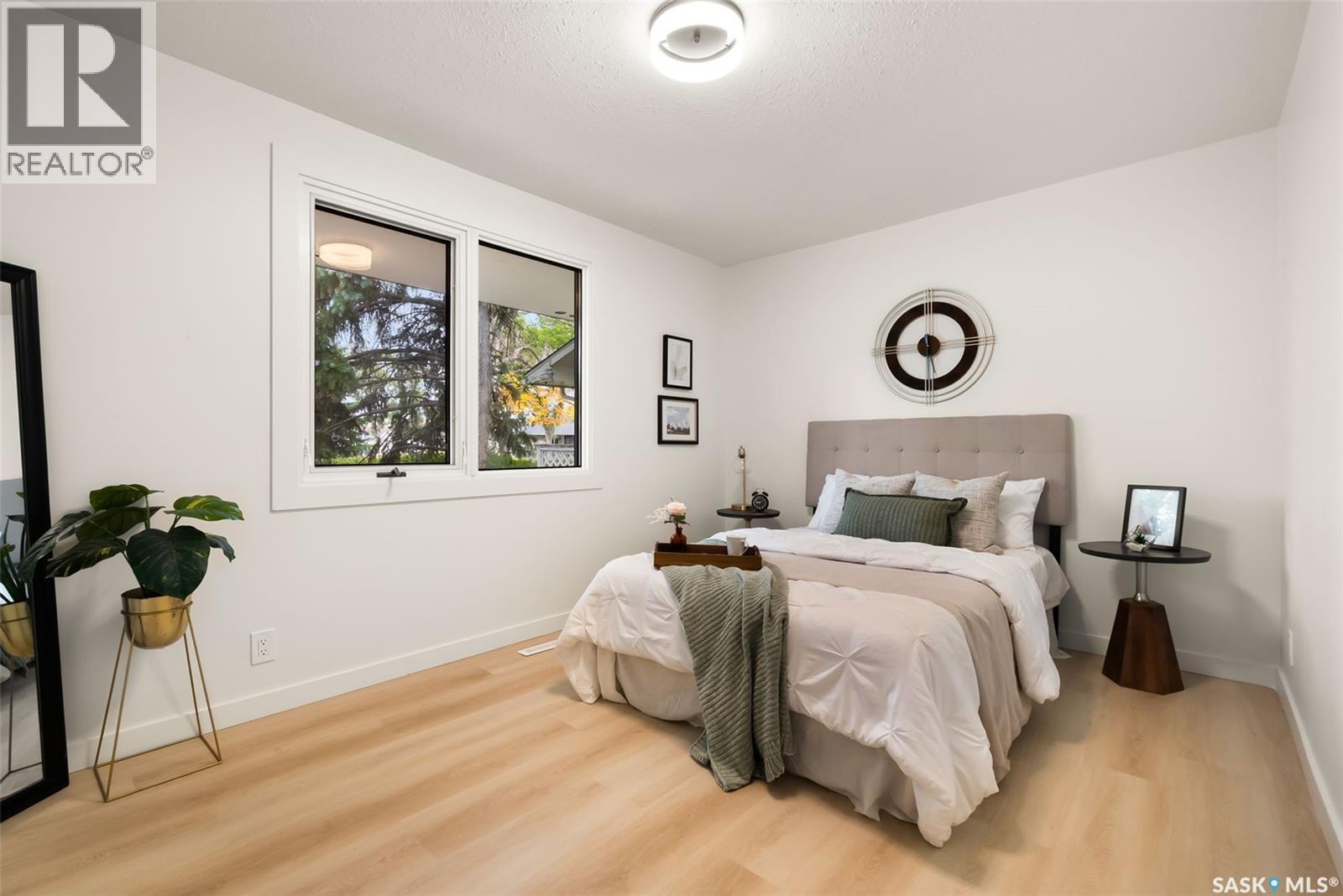 19 Elmview Road, Regina, Saskatchewan  S4R 0B1 - Photo 13 - SK020223