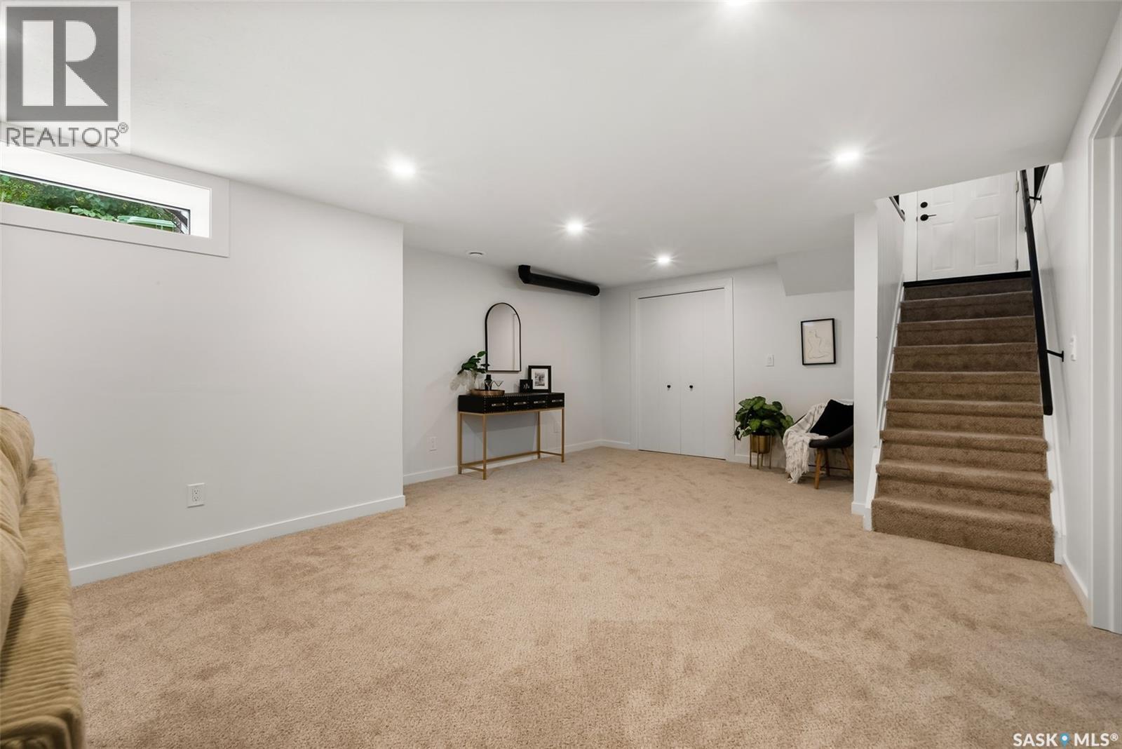 19 Elmview Road, Regina, Saskatchewan  S4R 0B1 - Photo 23 - SK020223