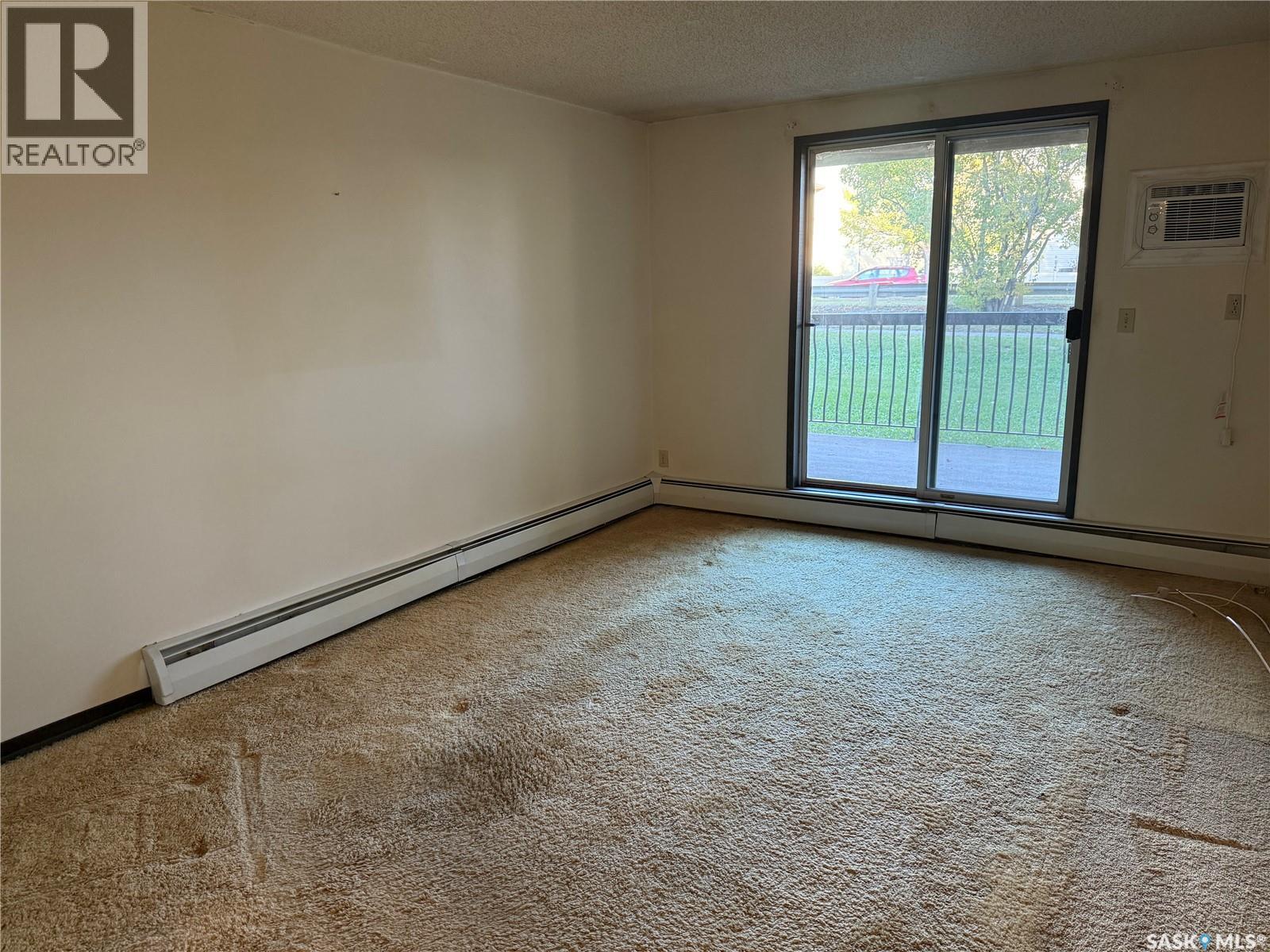 106 15 Barr Street, Regina, Saskatchewan  S4R 8B4 - Photo 6 - SK020203