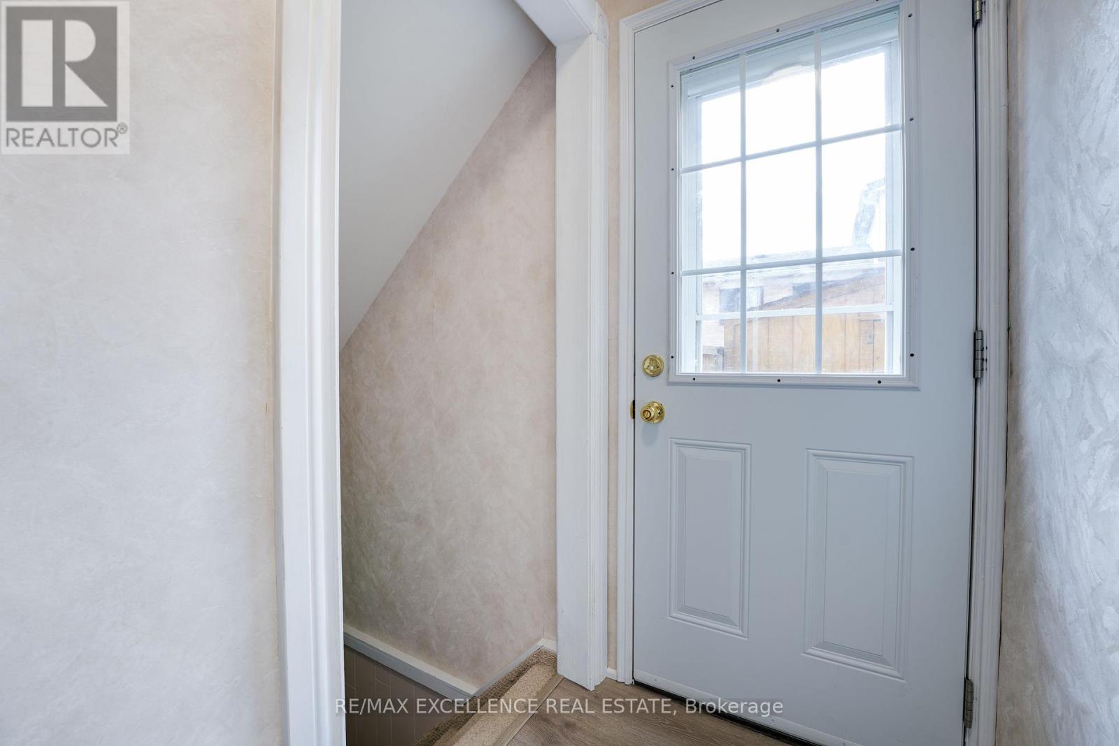 36 Herkley Drive, Brampton, Ontario  L6V 2E8 - Photo 26 - W12417516