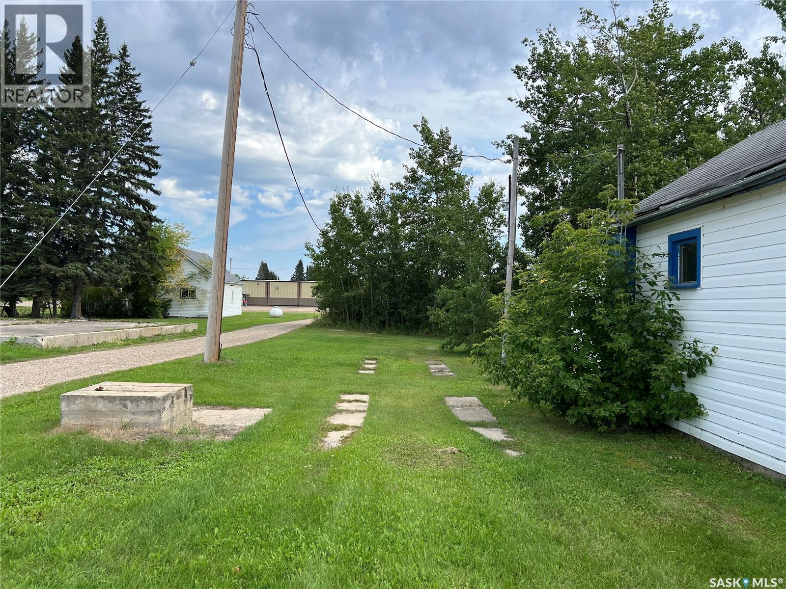 105 1st AVENUE S, Dorintosh, Saskatchewan