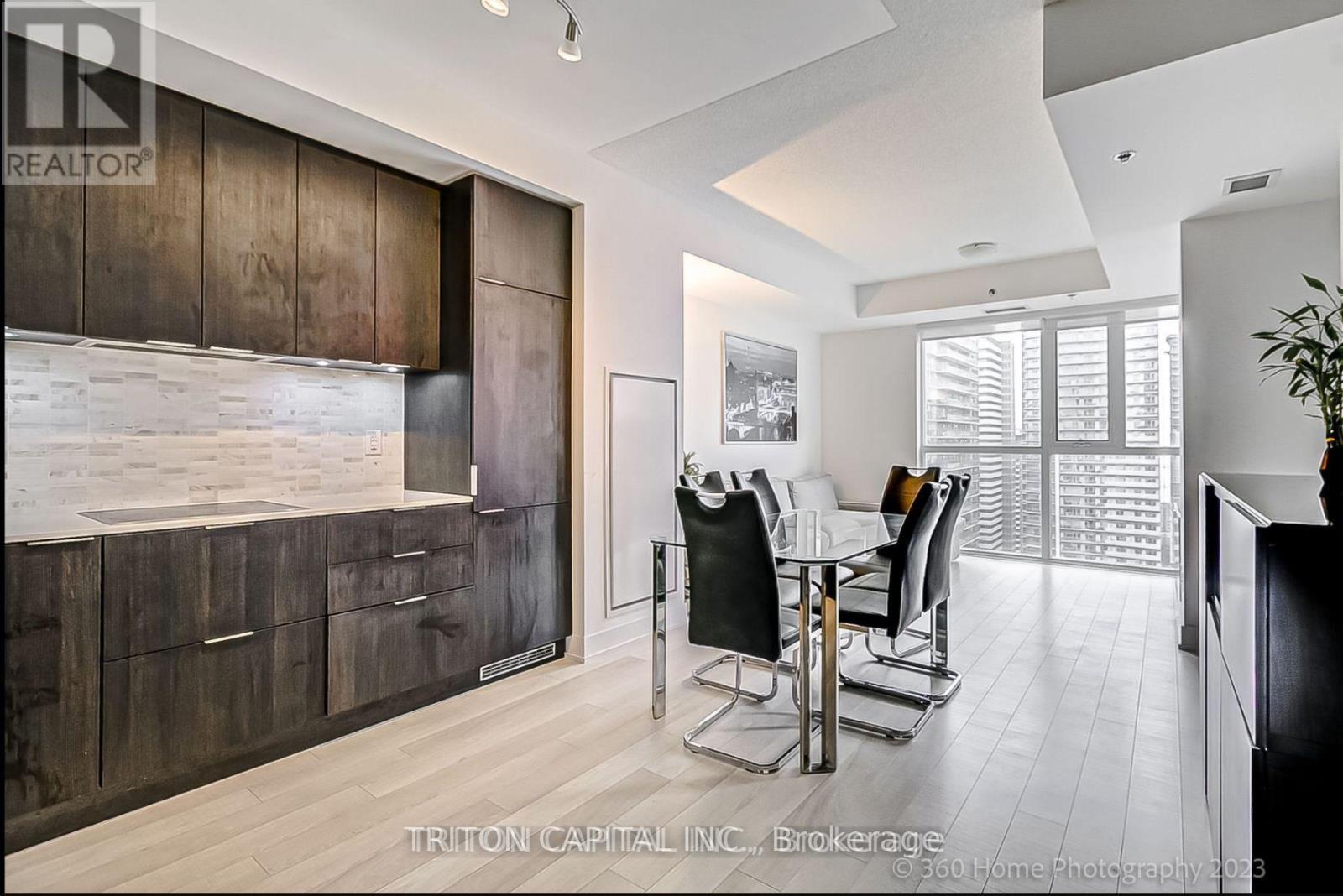 3407 - 318 RICHMOND STREET W, Toronto, Ontario