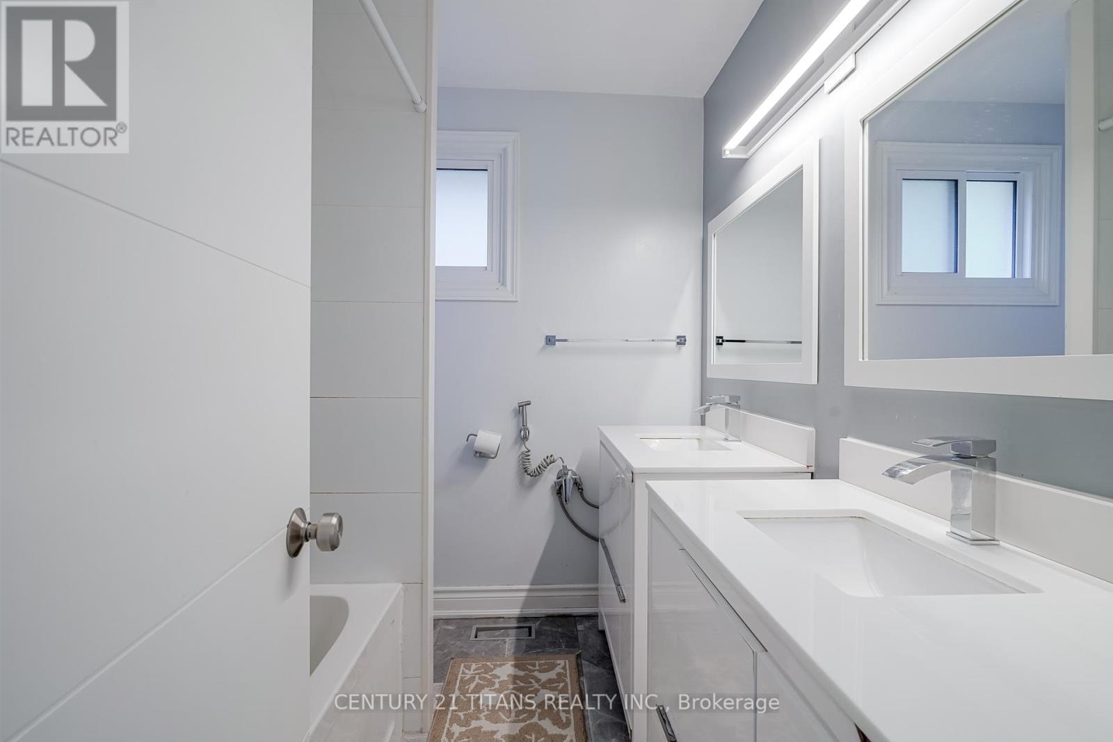 72 Felicity Drive, Toronto (Woburn), Ontario  M1H 1E3 - Photo 15 - E12441966