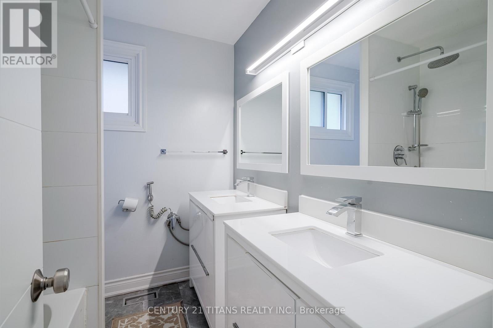 72 Felicity Drive, Toronto (Woburn), Ontario  M1H 1E3 - Photo 16 - E12441966
