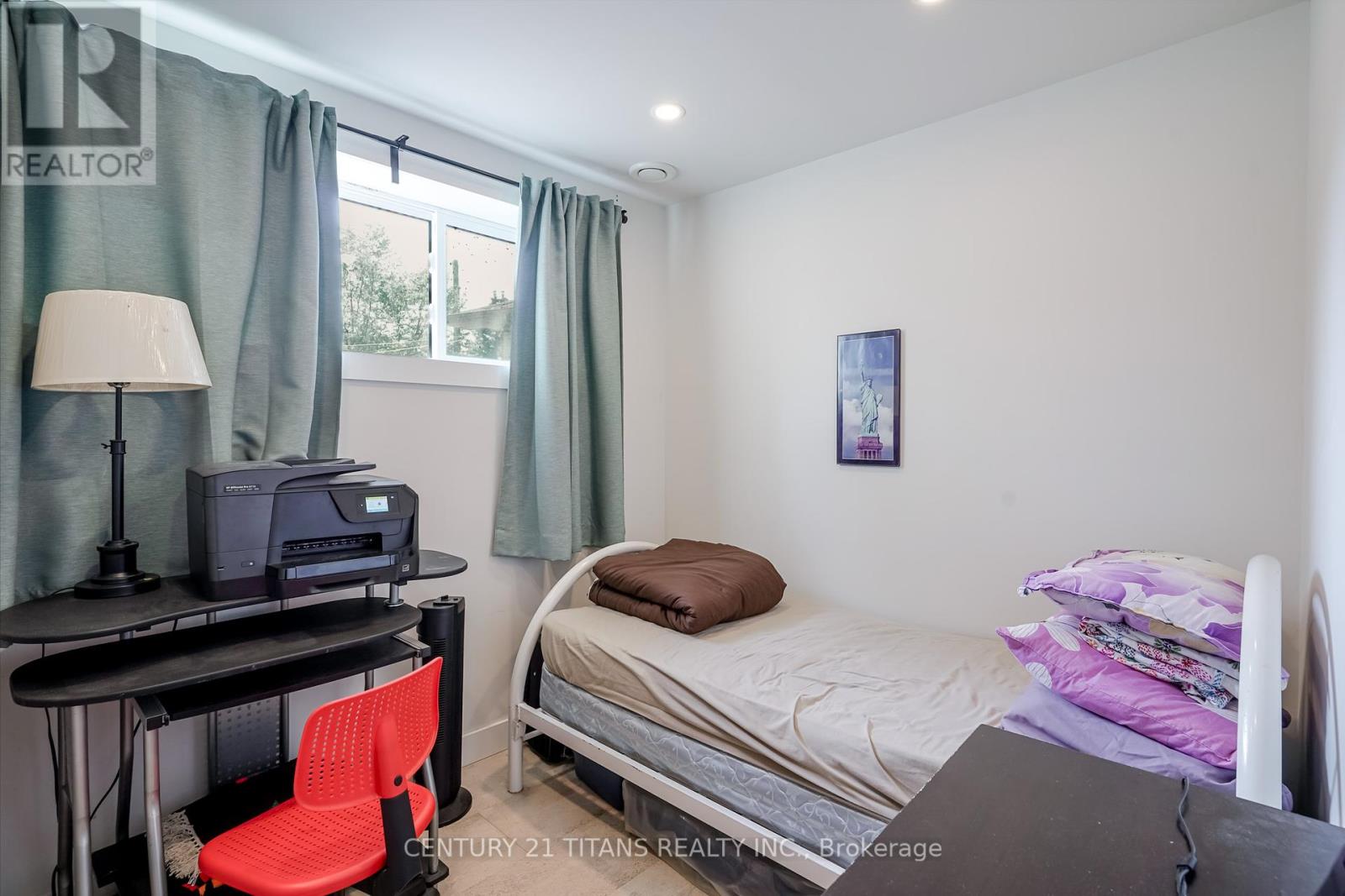 72 Felicity Drive, Toronto (Woburn), Ontario  M1H 1E3 - Photo 39 - E12441966