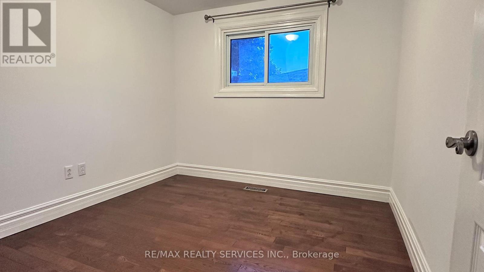 5 Hammond Crescent, New Tecumseth, Ontario  L0G 1A0 - Photo 20 - N12446493