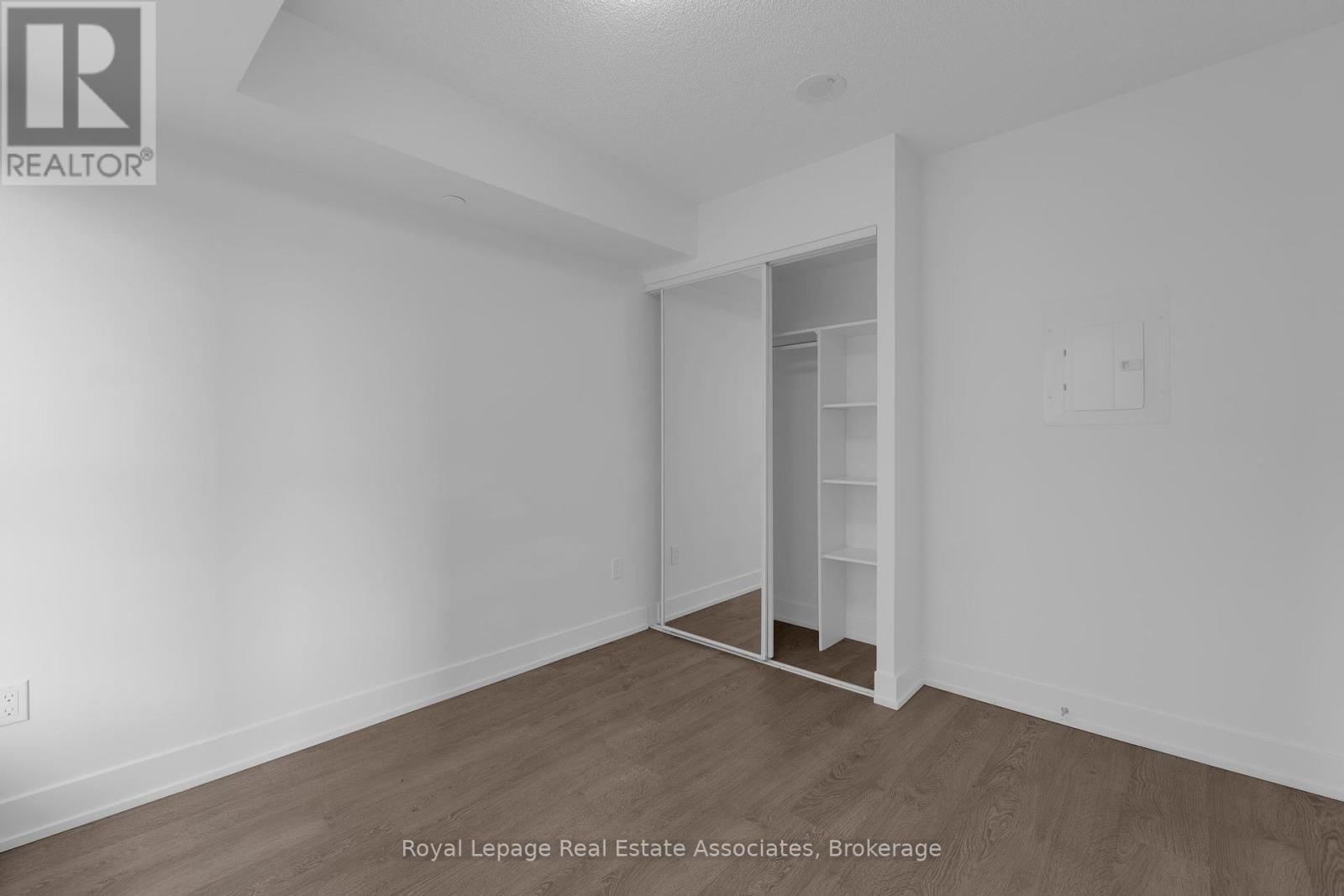 315 - 9 Mabelle Avenue, Toronto, Ontario  M9A 0E1 - Photo 13 - W12395360