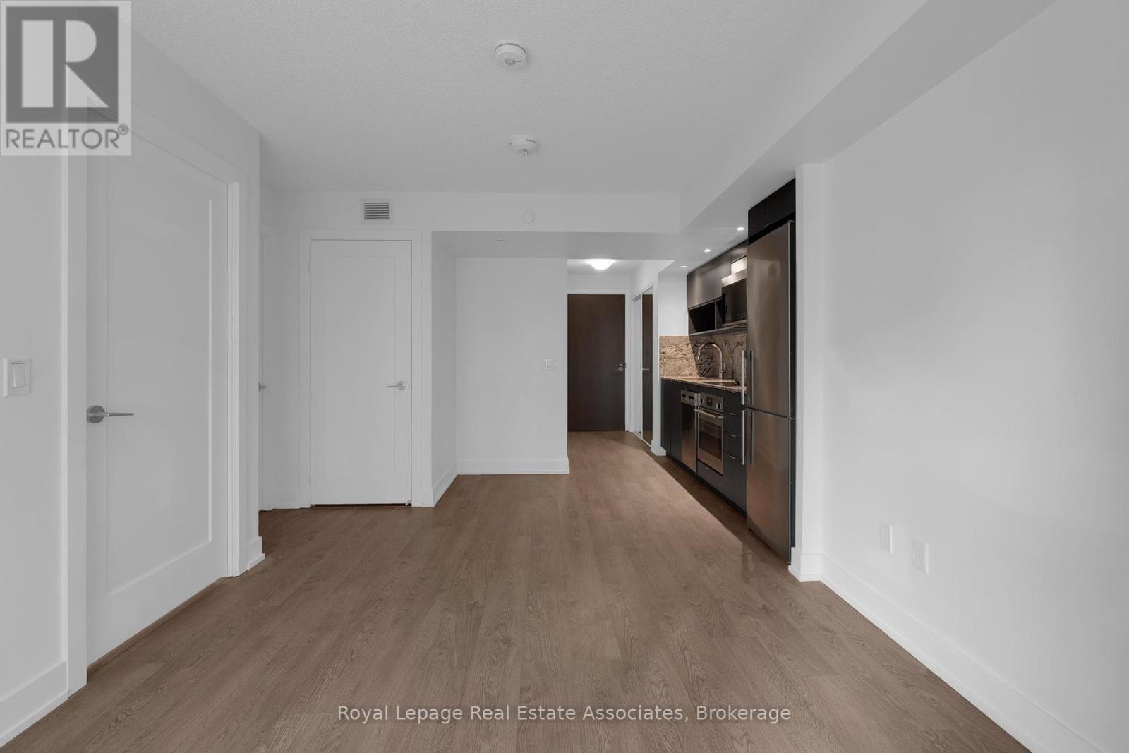 315 - 9 Mabelle Avenue, Toronto, Ontario  M9A 0E1 - Photo 6 - W12395360