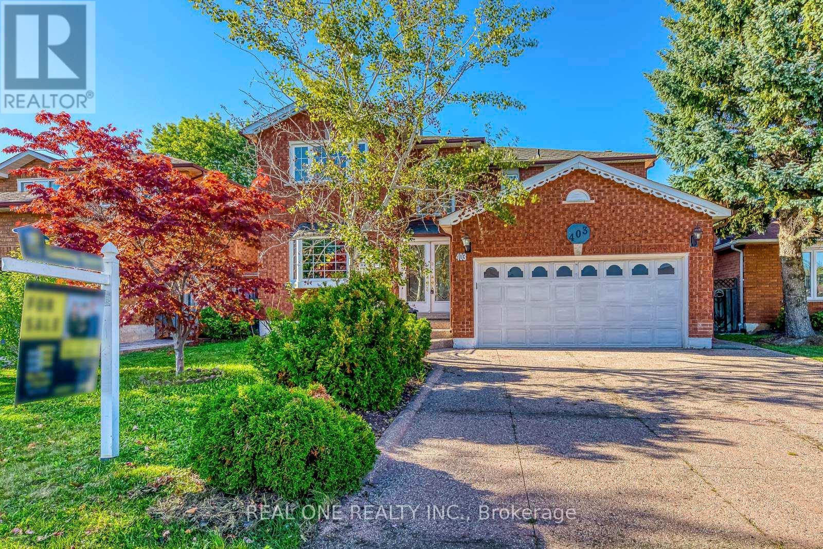 403 Glenashton Drive, Oakville, Ontario  L6H 4V7 - Photo 3 - W12436338