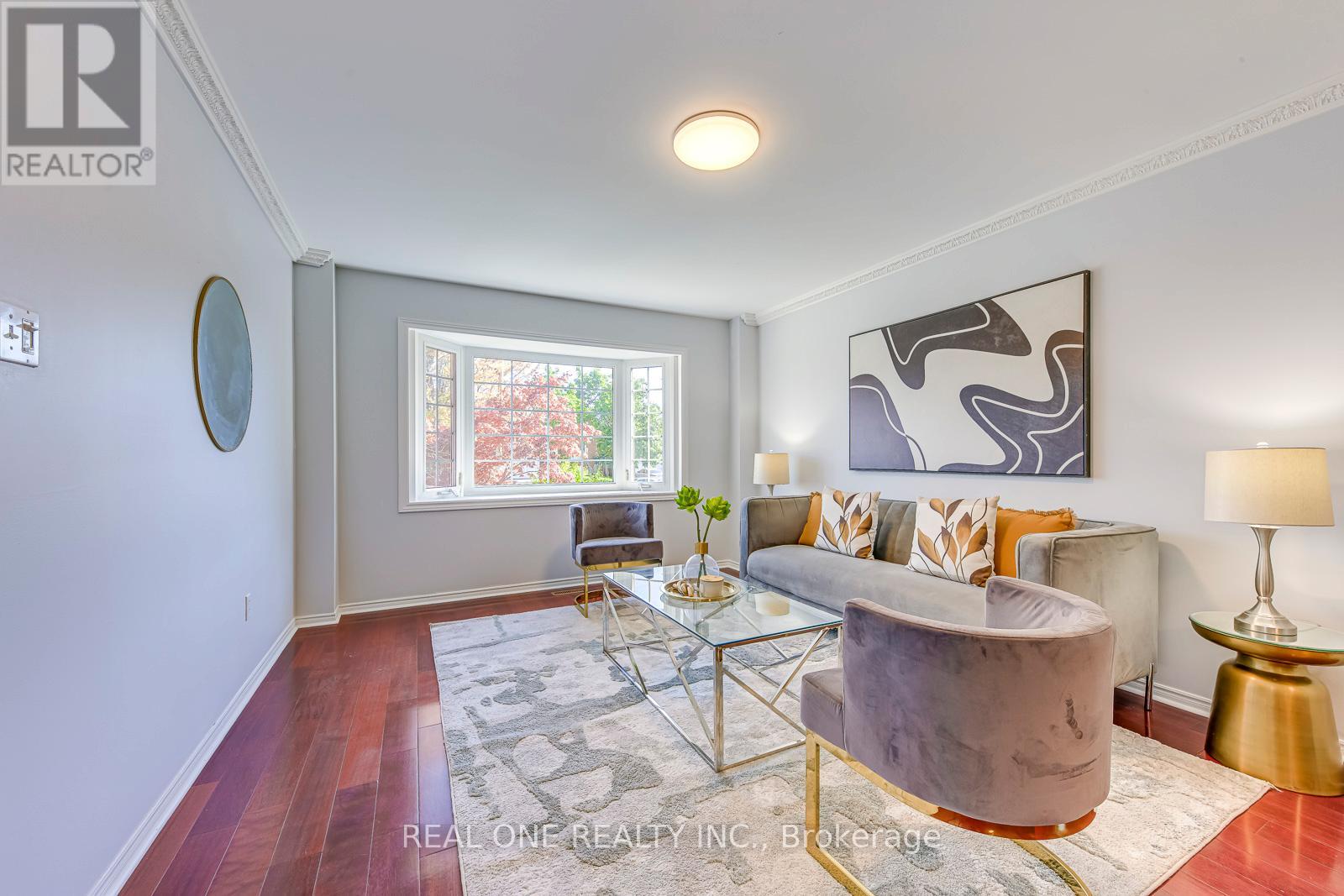 403 Glenashton Drive, Oakville, Ontario  L6H 4V7 - Photo 7 - W12436338