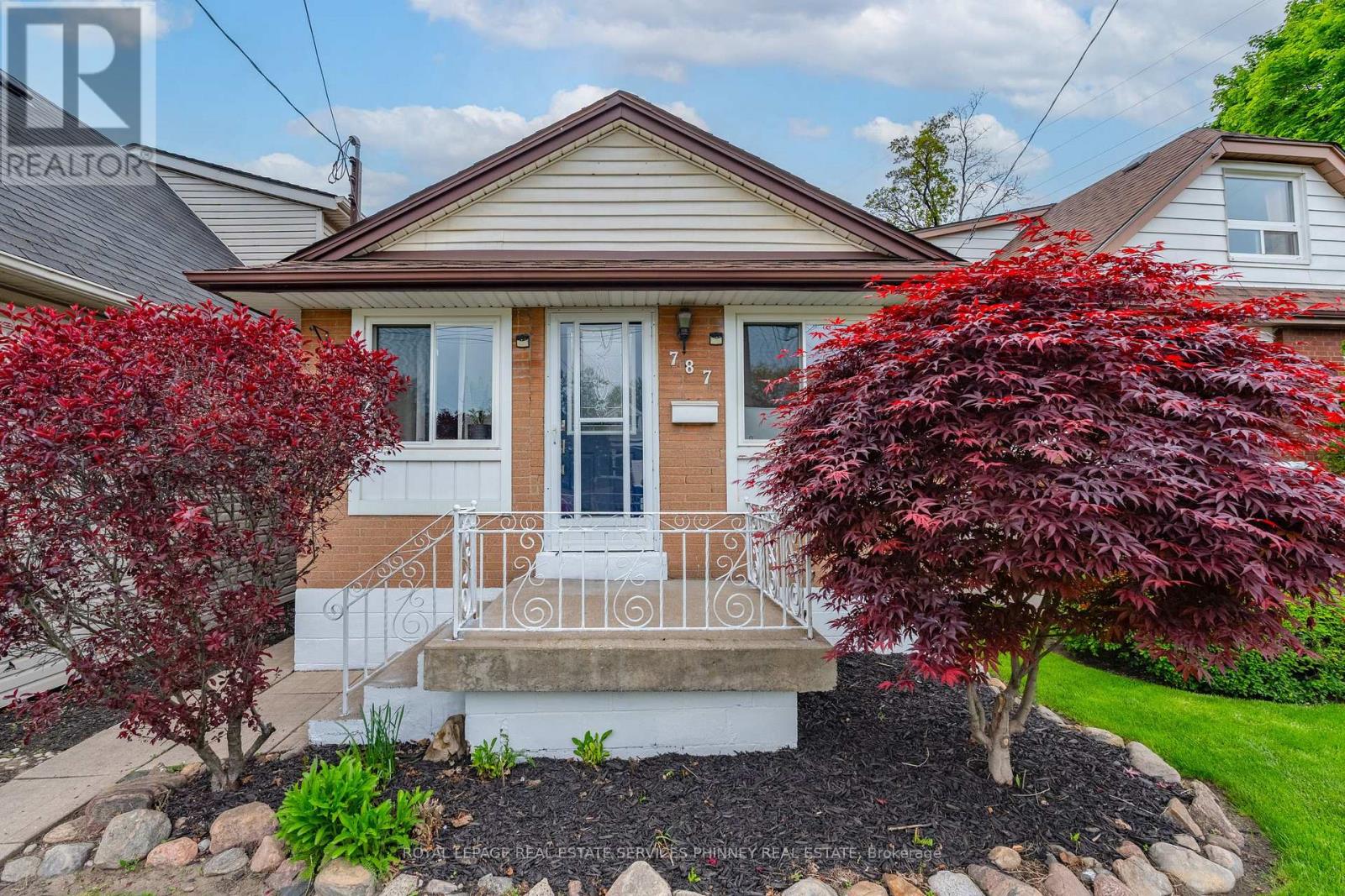 787 Knox Avenue, Hamilton, Ontario  L8H 6K9 - Photo 4 - X12373564
