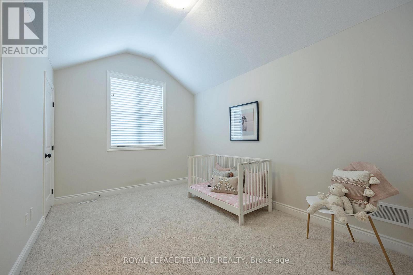 2005 Maddex Way, London North (North B), Ontario  N5X 0M8 - Photo 43 - X12339963