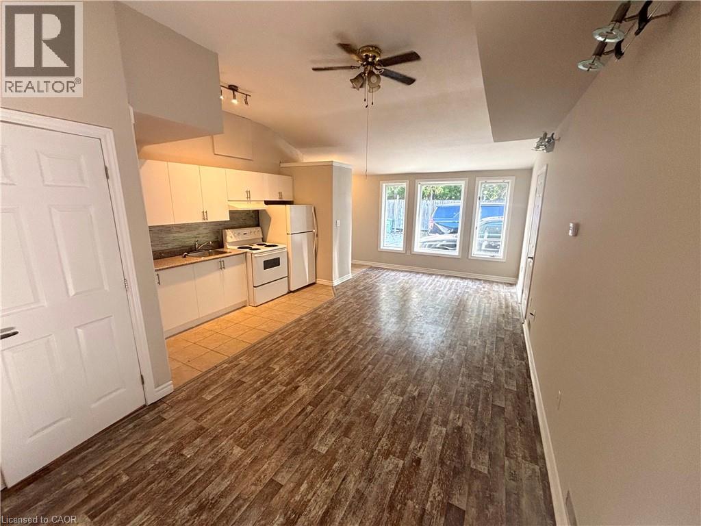 40 Cootes Drive, Dundas, Ontario  L9H 1B3 - Photo 1 - 40777136