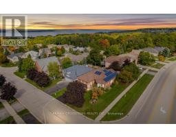 1 BLOXHAM PLACE, Barrie, Ontario