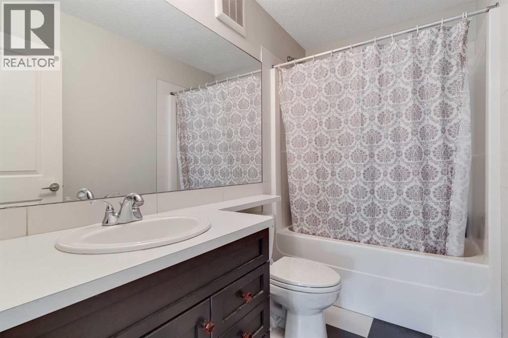 136 Stonemere Close, Chestermere, Alberta  T1X 0C4 - Photo 20 - A2246883