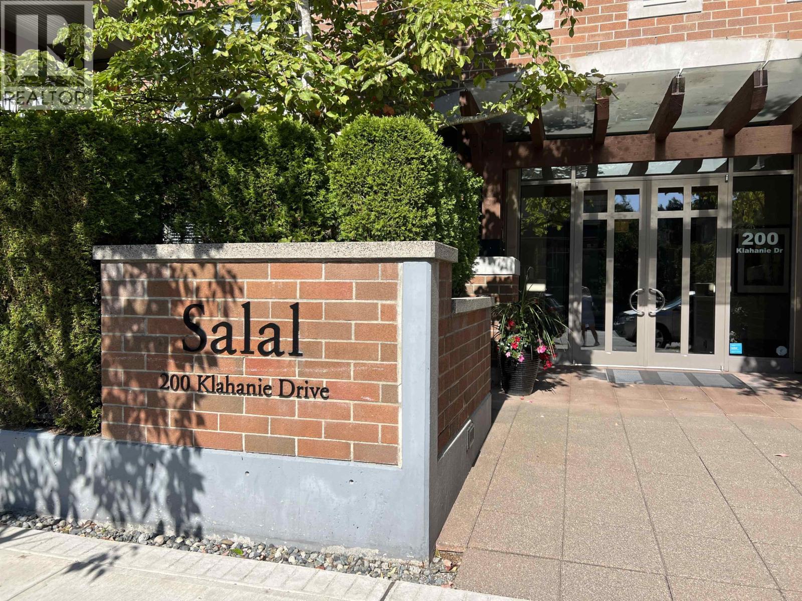 214 200 KLAHANIE DRIVE, Port Moody, British Columbia