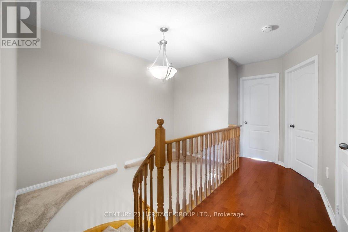 3954 Coachman Circle, Mississauga, Ontario  L5M 6R3 - Photo 16 - W12441621