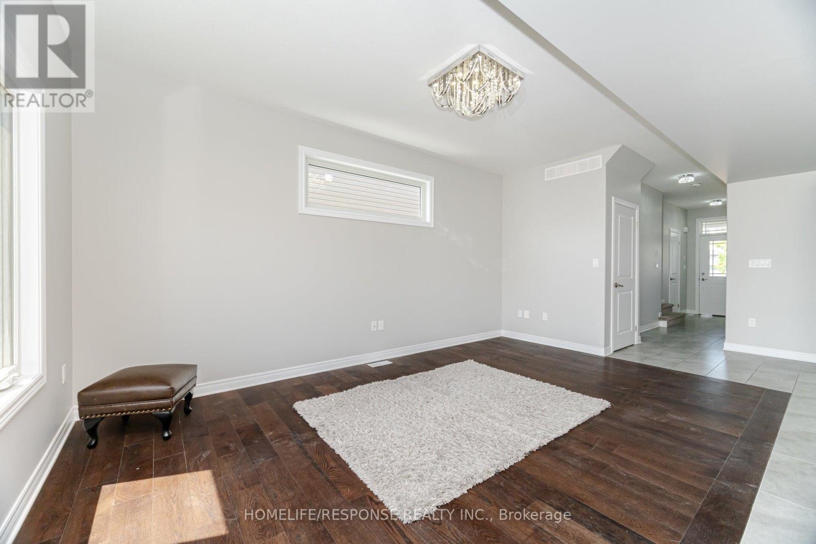 9 Bowman Crescent, Thorold, Ontario  L2V 0G3 - Photo 10 - X12316167