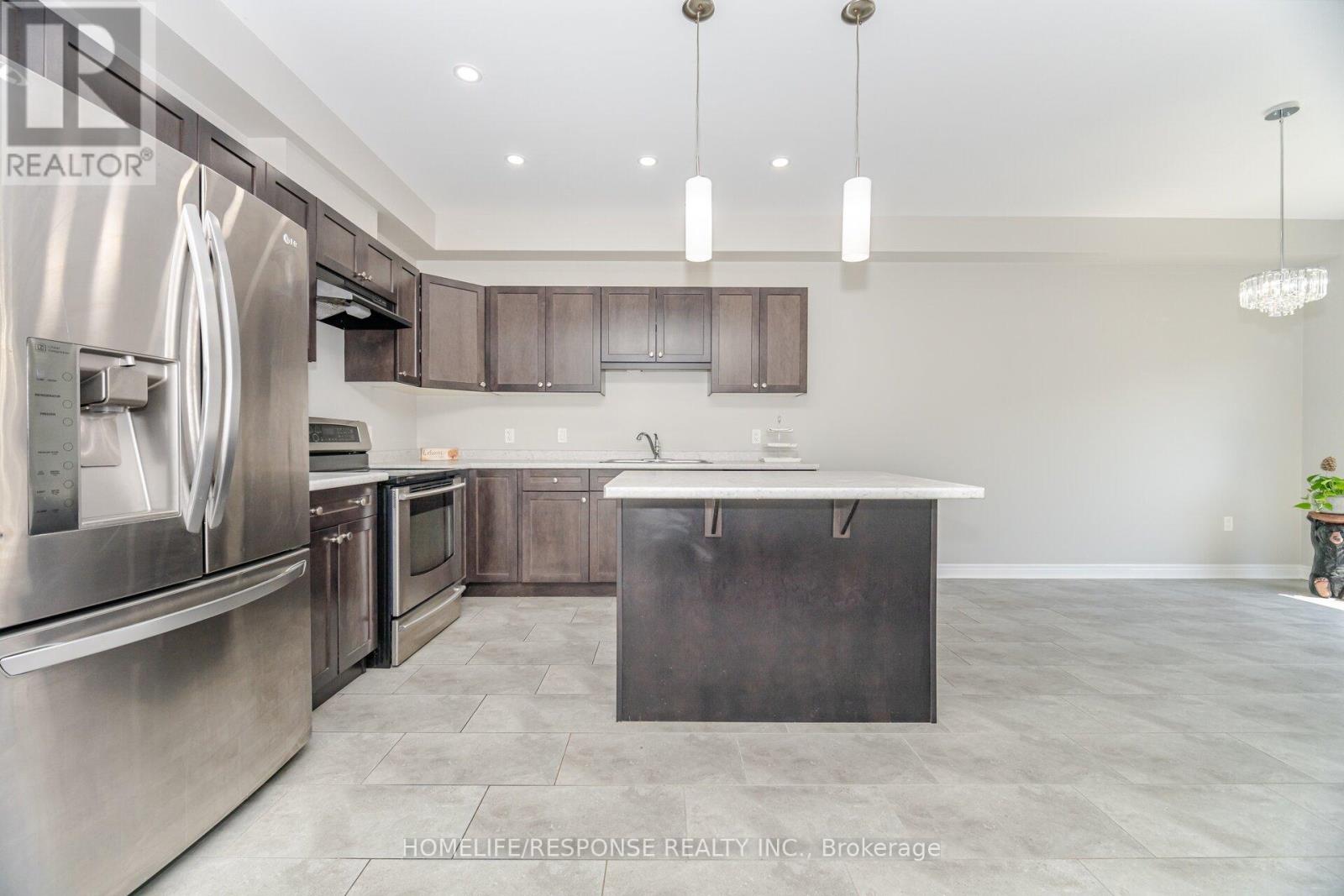 9 Bowman Crescent, Thorold, Ontario  L2V 0G3 - Photo 21 - X12316167