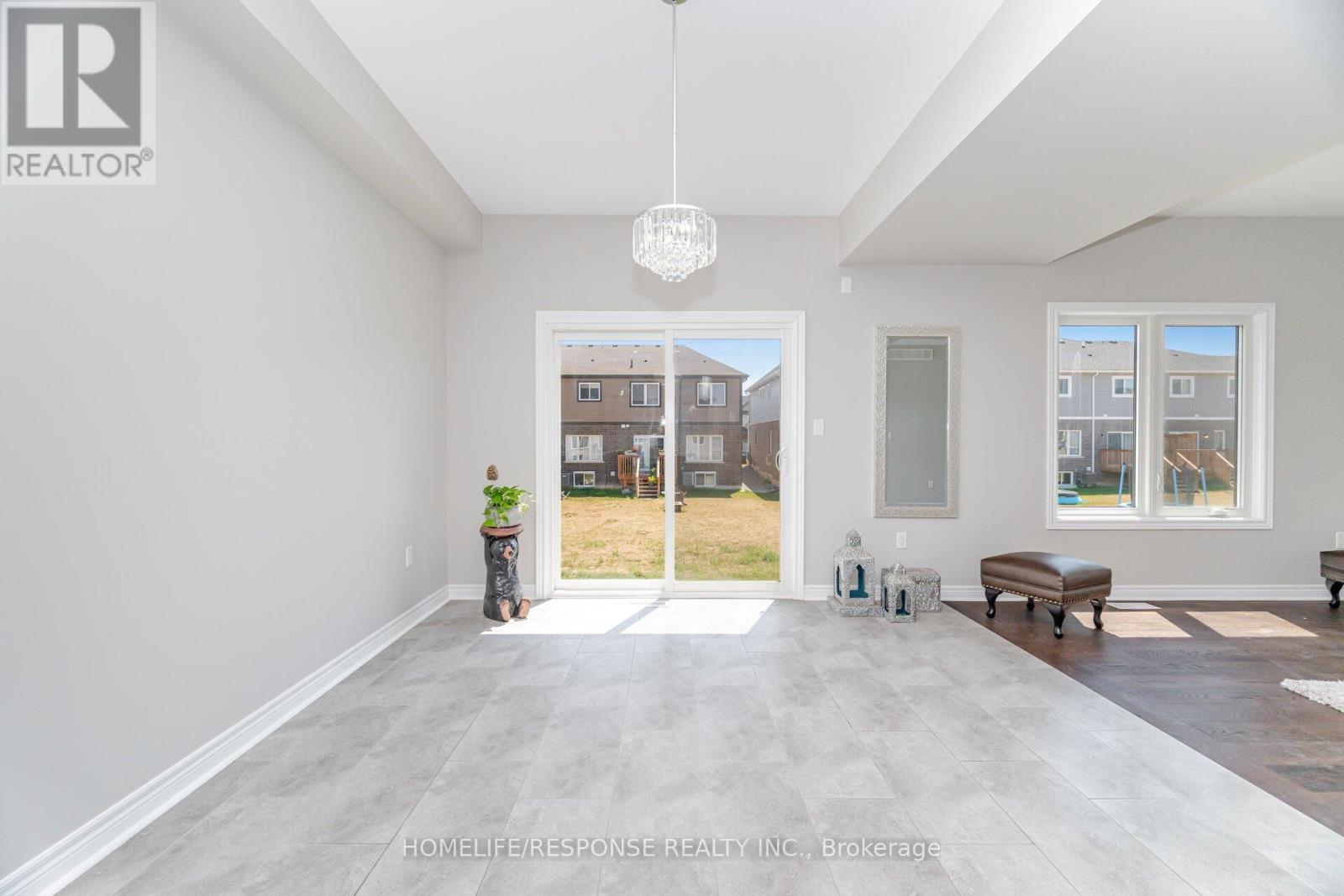9 Bowman Crescent, Thorold, Ontario  L2V 0G3 - Photo 16 - X12316167