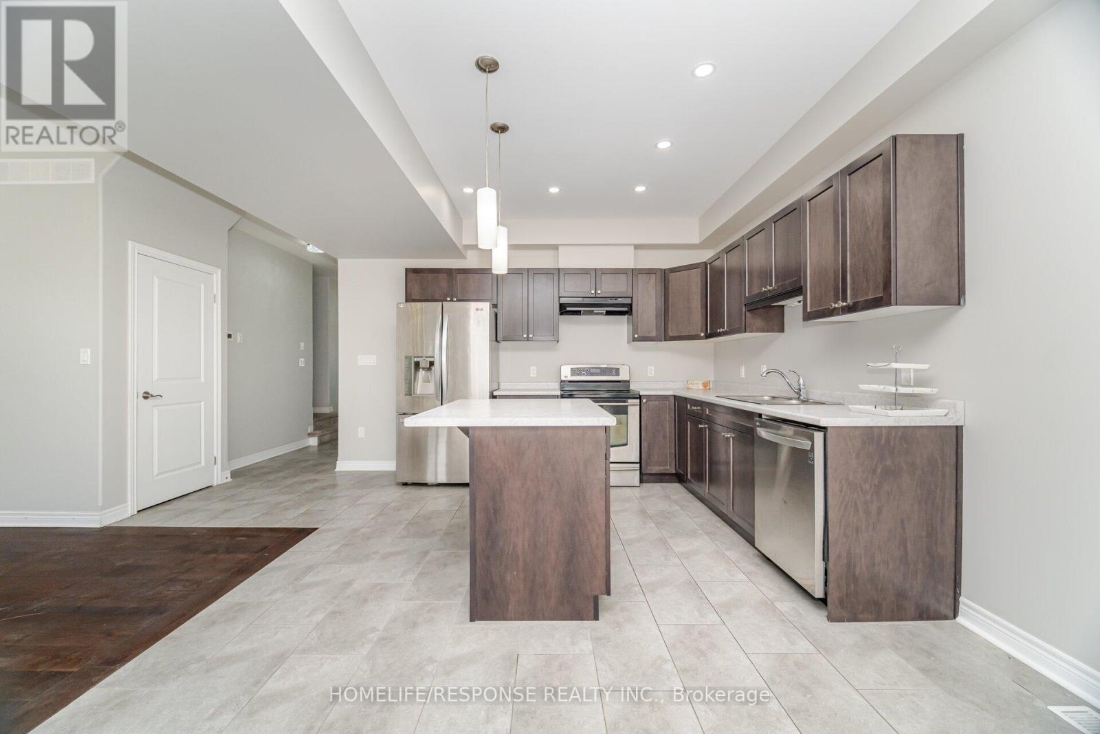 9 Bowman Crescent, Thorold, Ontario  L2V 0G3 - Photo 23 - X12316167