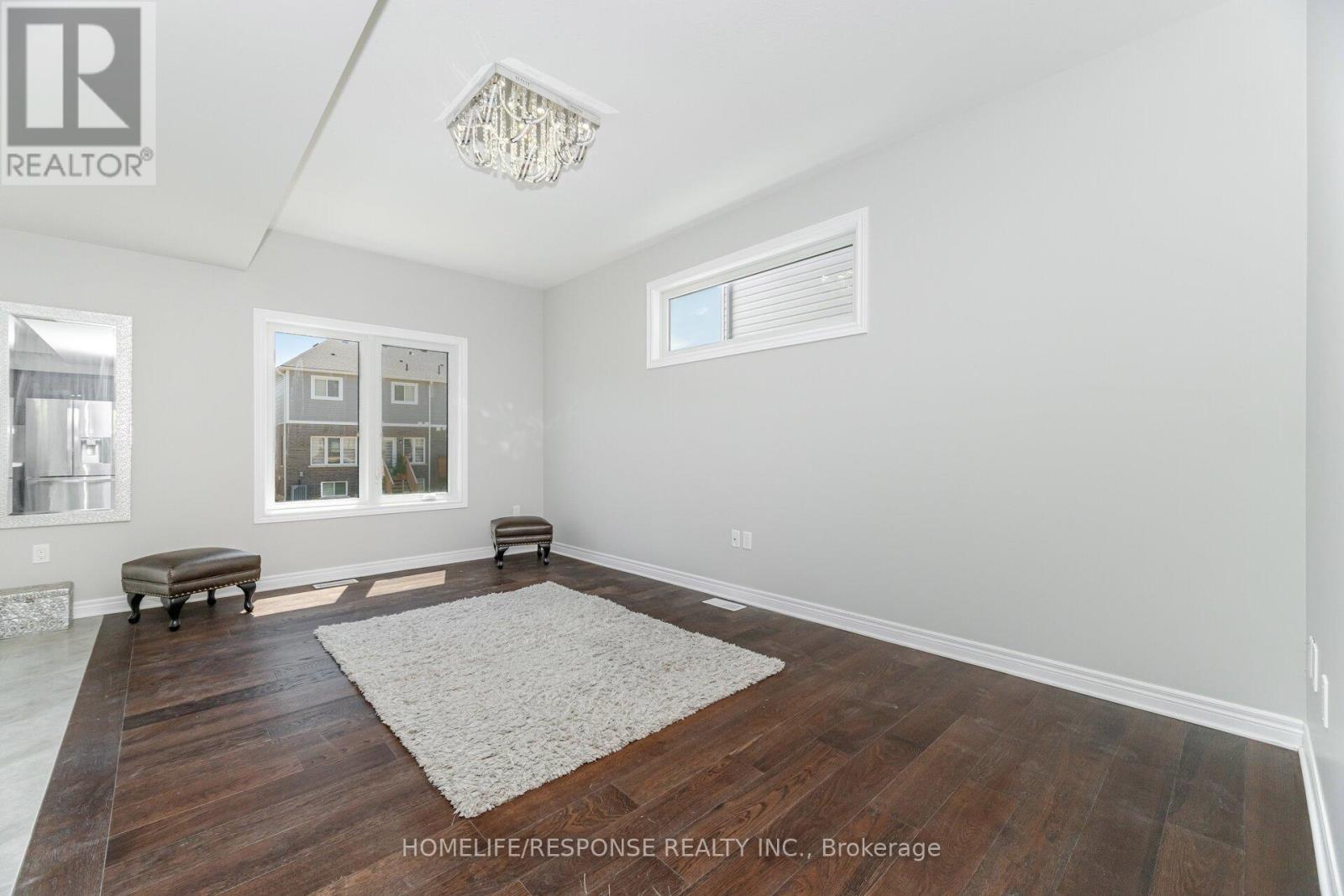 9 Bowman Crescent, Thorold, Ontario  L2V 0G3 - Photo 12 - X12316167