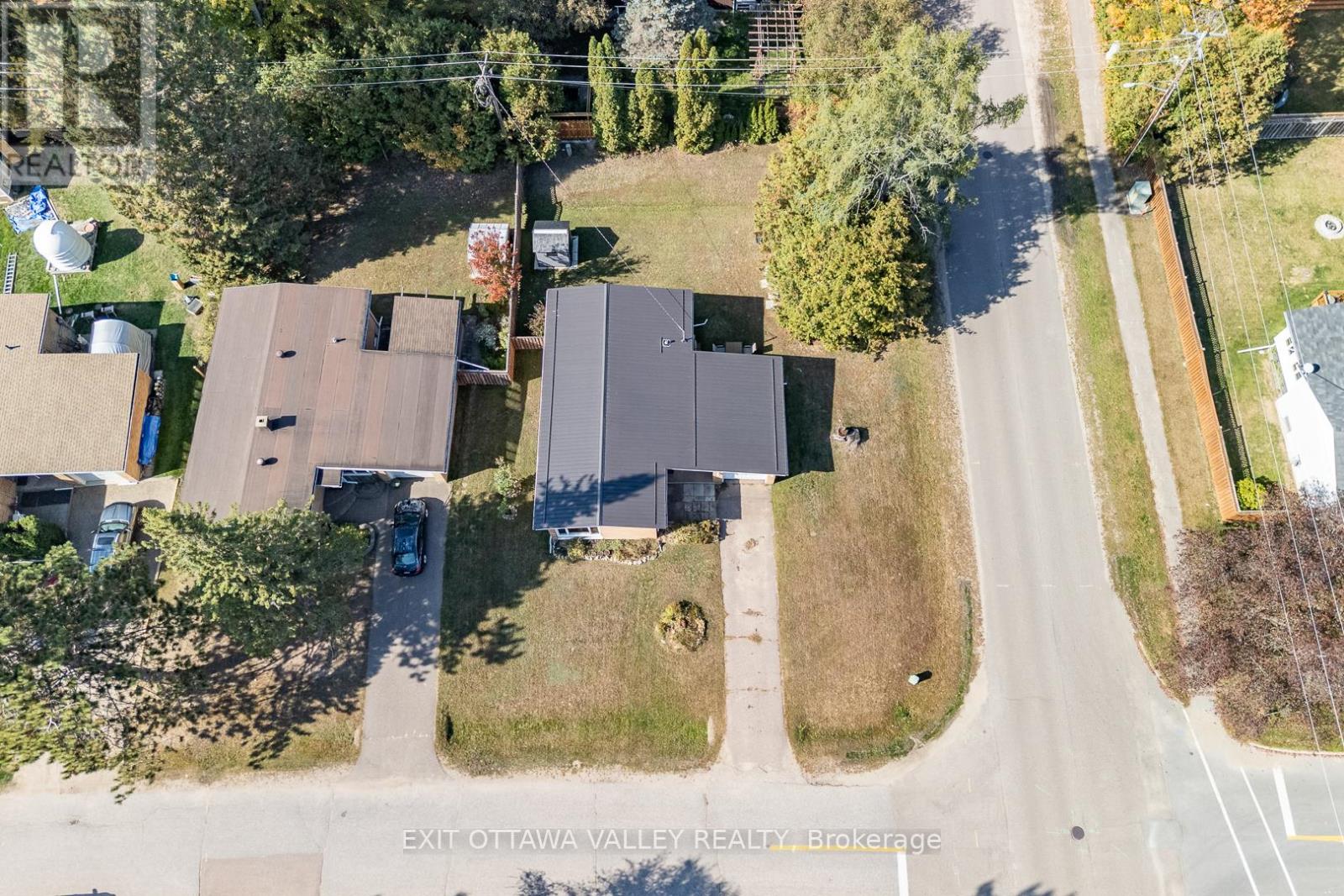 85 Frontenac Crescent, Deep River, Ontario  K0J 1P0 - Photo 35 - X12449383