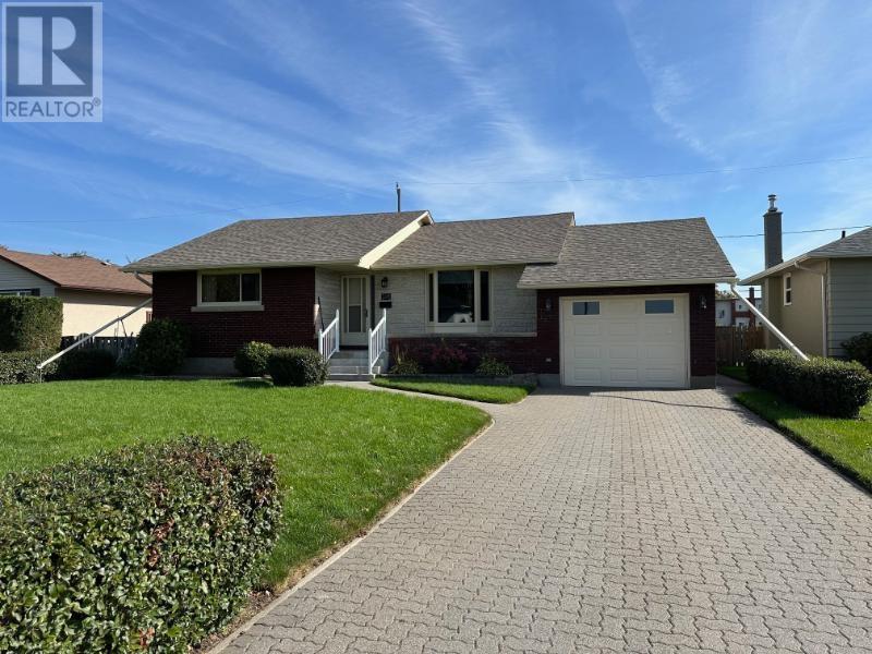 408 Shamrock Cres, Thunder Bay, Ontario  P7E 2S3 - Photo 1 - TB253094
