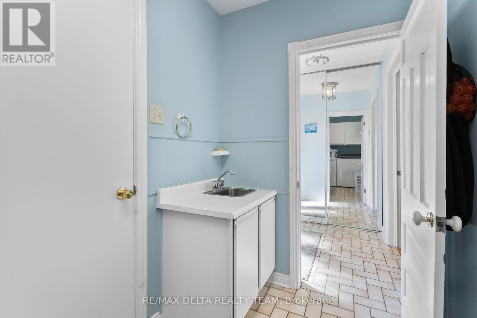 9 Lasalle Street, Clarence-Rockland, Ontario  K4K 1K7 - Photo 13 - X12449389