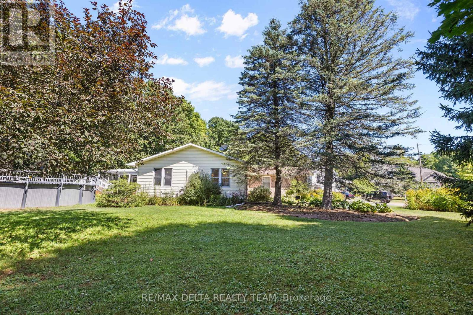 9 Lasalle Street, Clarence-Rockland, Ontario  K4K 1K7 - Photo 38 - X12449389