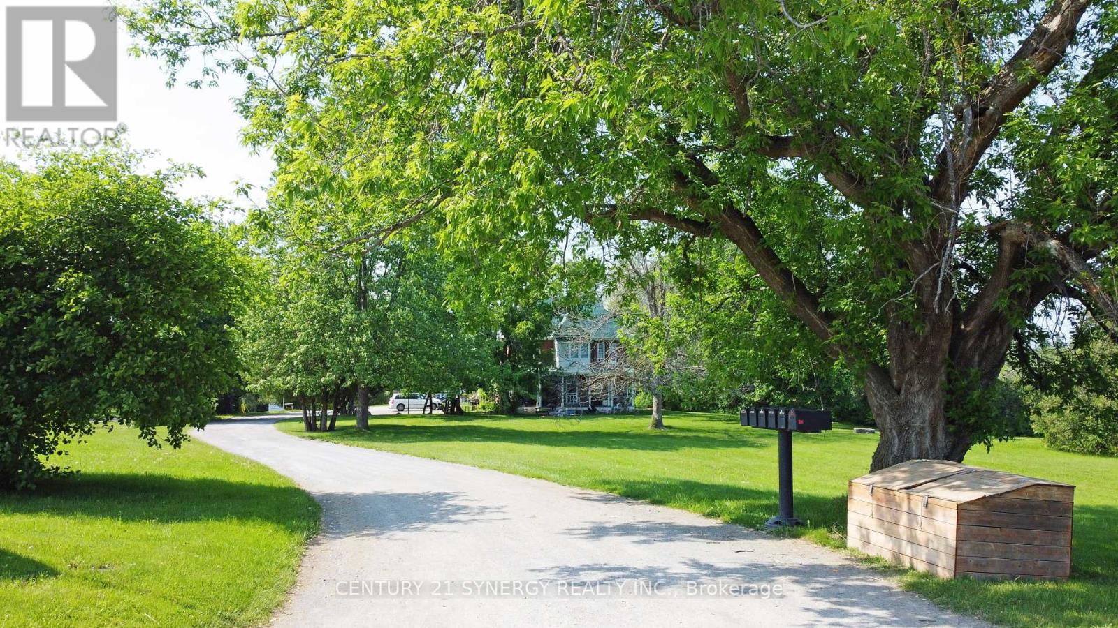180 River Road, Mcnab/braeside, Ontario  K7S 1R4 - Photo 3 - X12449395