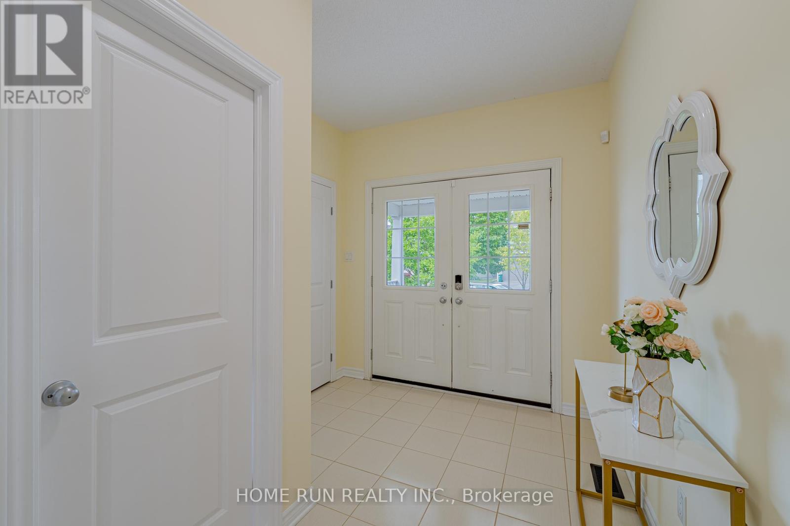 393 Grammond Circle, Ottawa, Ontario  K4A 0W8 - Photo 3 - X12449406