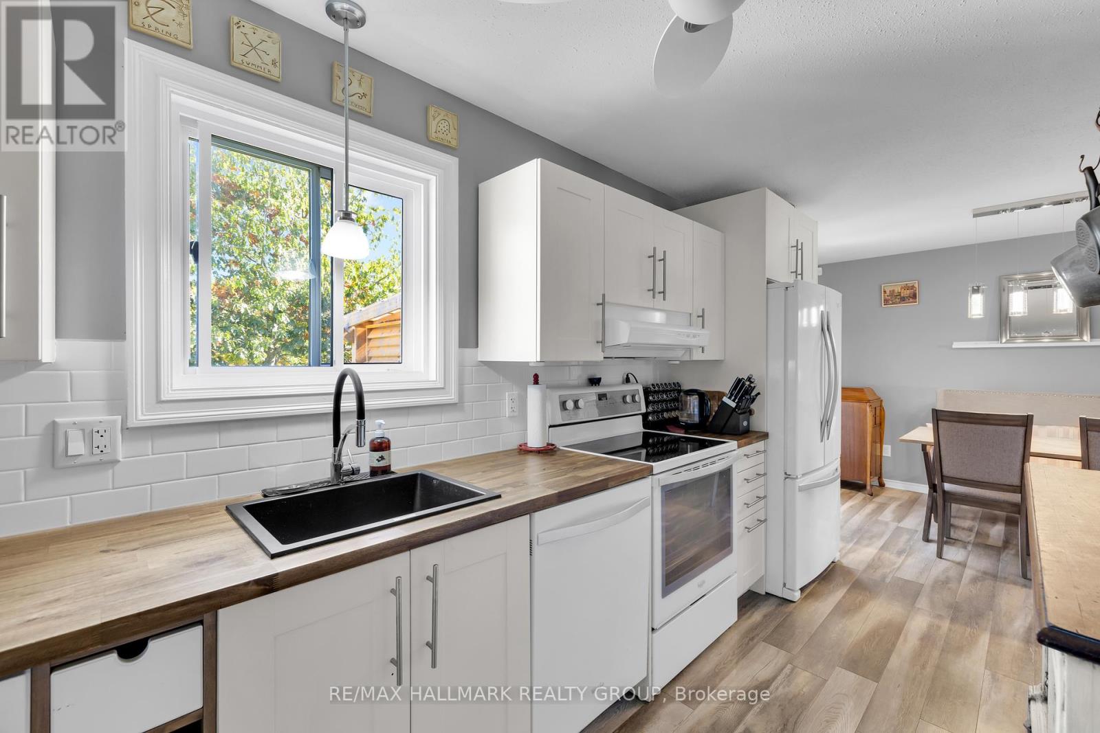 34 Menard Street, Russell, Ontario  K0A 1W0 - Photo 12 - X12449439