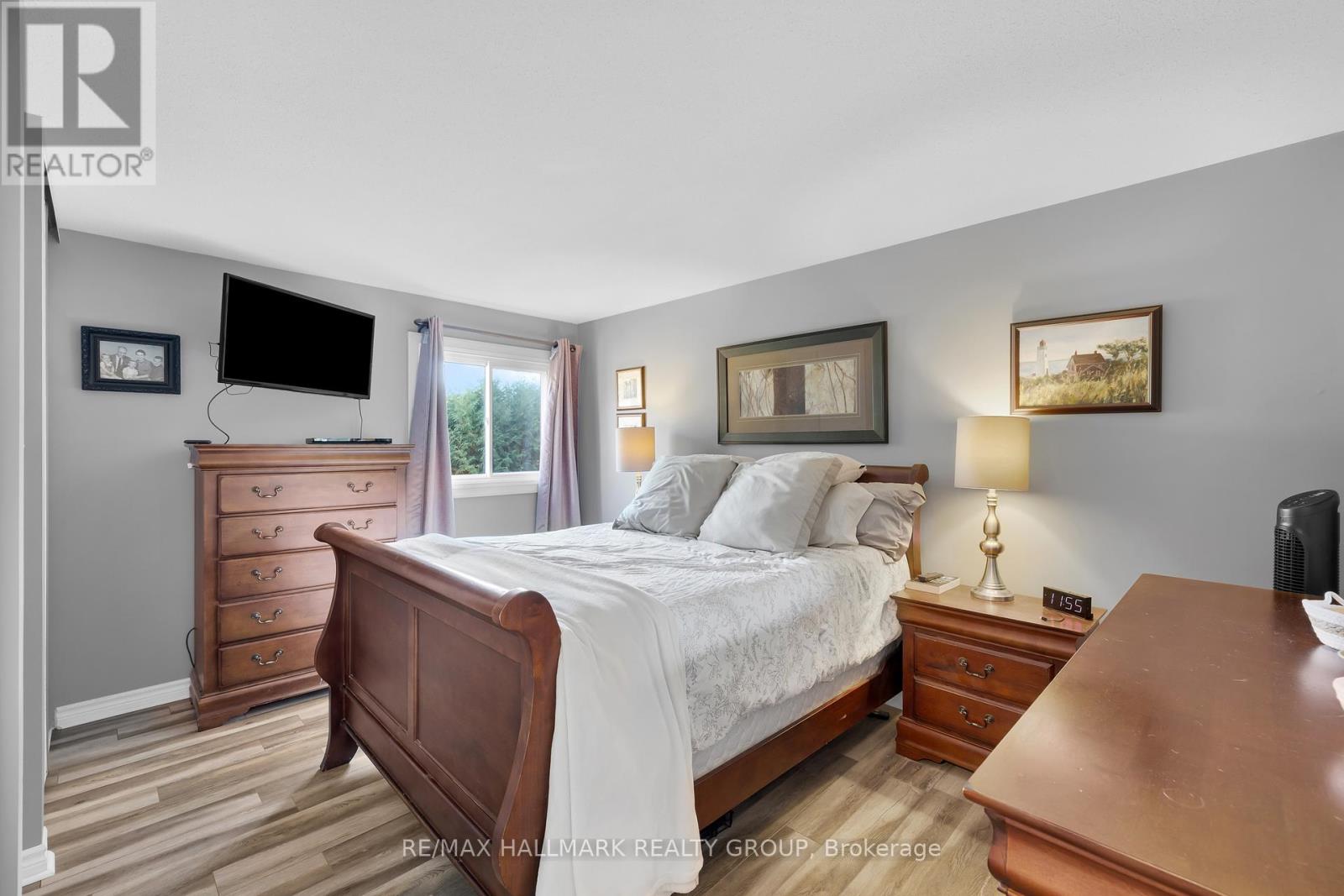 34 Menard Street, Russell, Ontario  K0A 1W0 - Photo 13 - X12449439