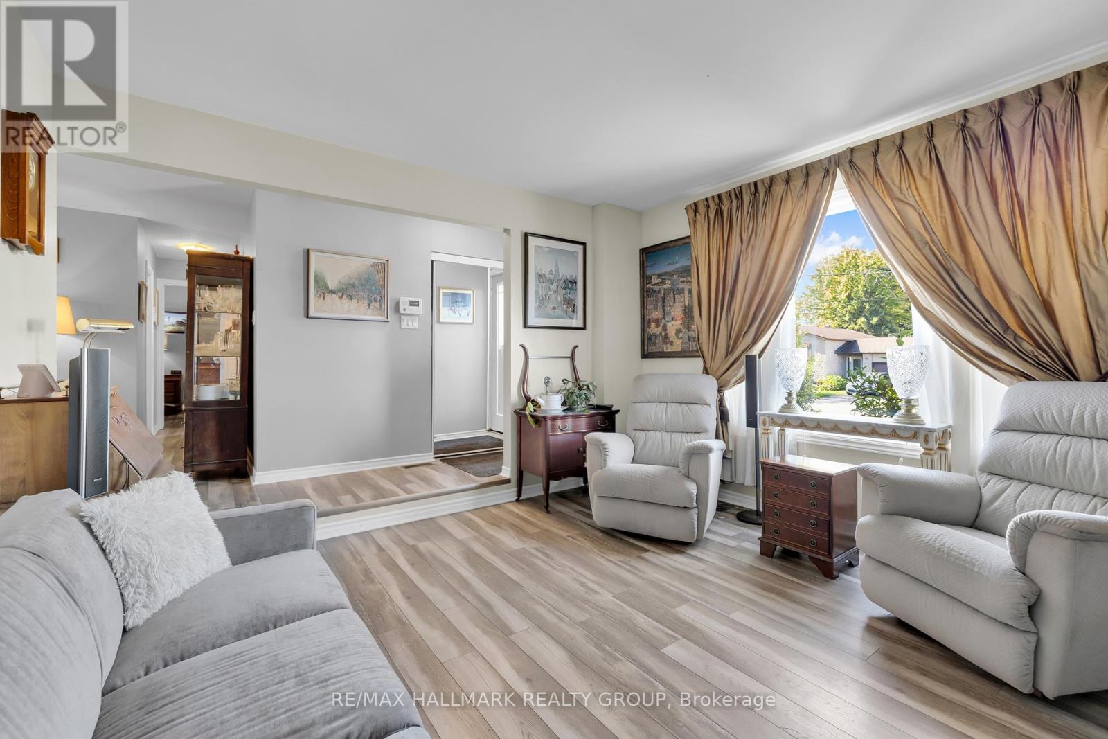 34 Menard Street, Russell, Ontario  K0A 1W0 - Photo 3 - X12449439