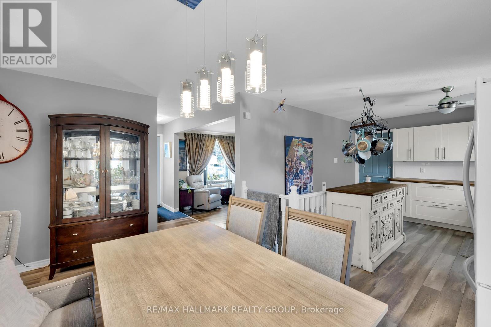 34 Menard Street, Russell, Ontario  K0A 1W0 - Photo 5 - X12449439