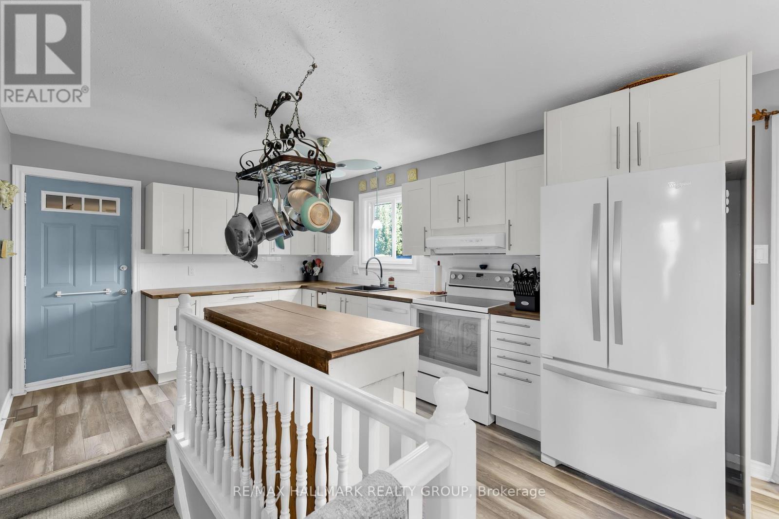 34 Menard Street, Russell, Ontario  K0A 1W0 - Photo 8 - X12449439