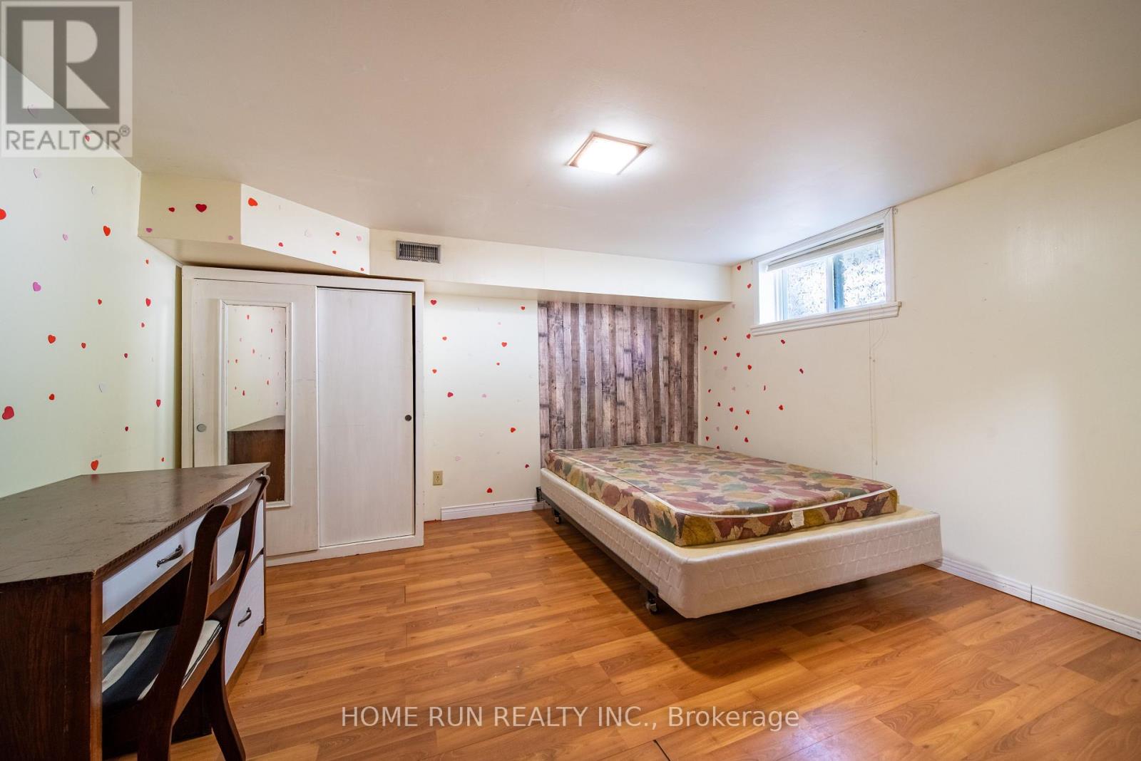 533 Browning Avenue, Ottawa, Ontario  K1G 0T3 - Photo 20 - X12449444