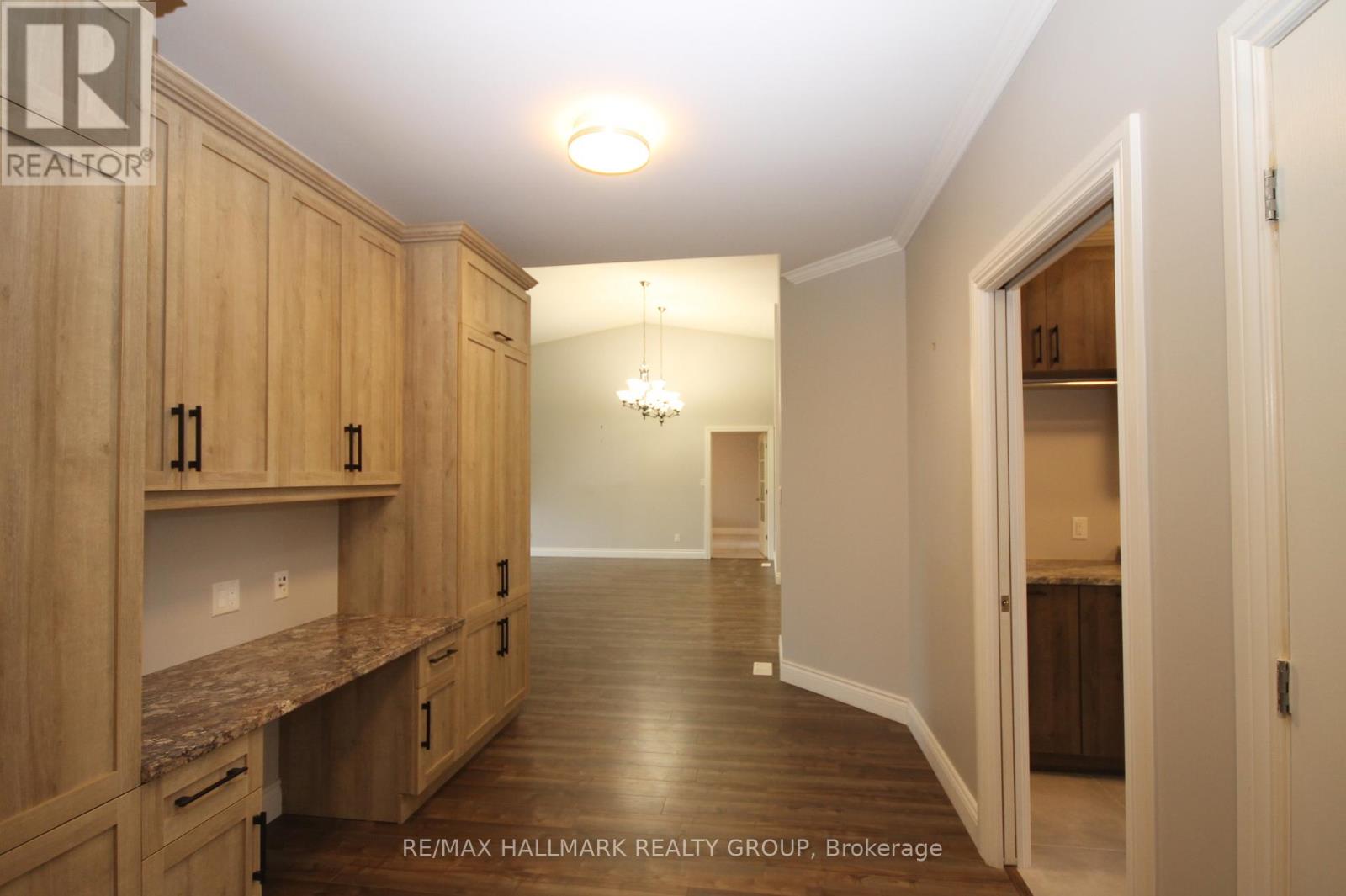 4 Mineview Road, Whitewater Region, Ontario  K0J 1Y0 - Photo 13 - X12449448