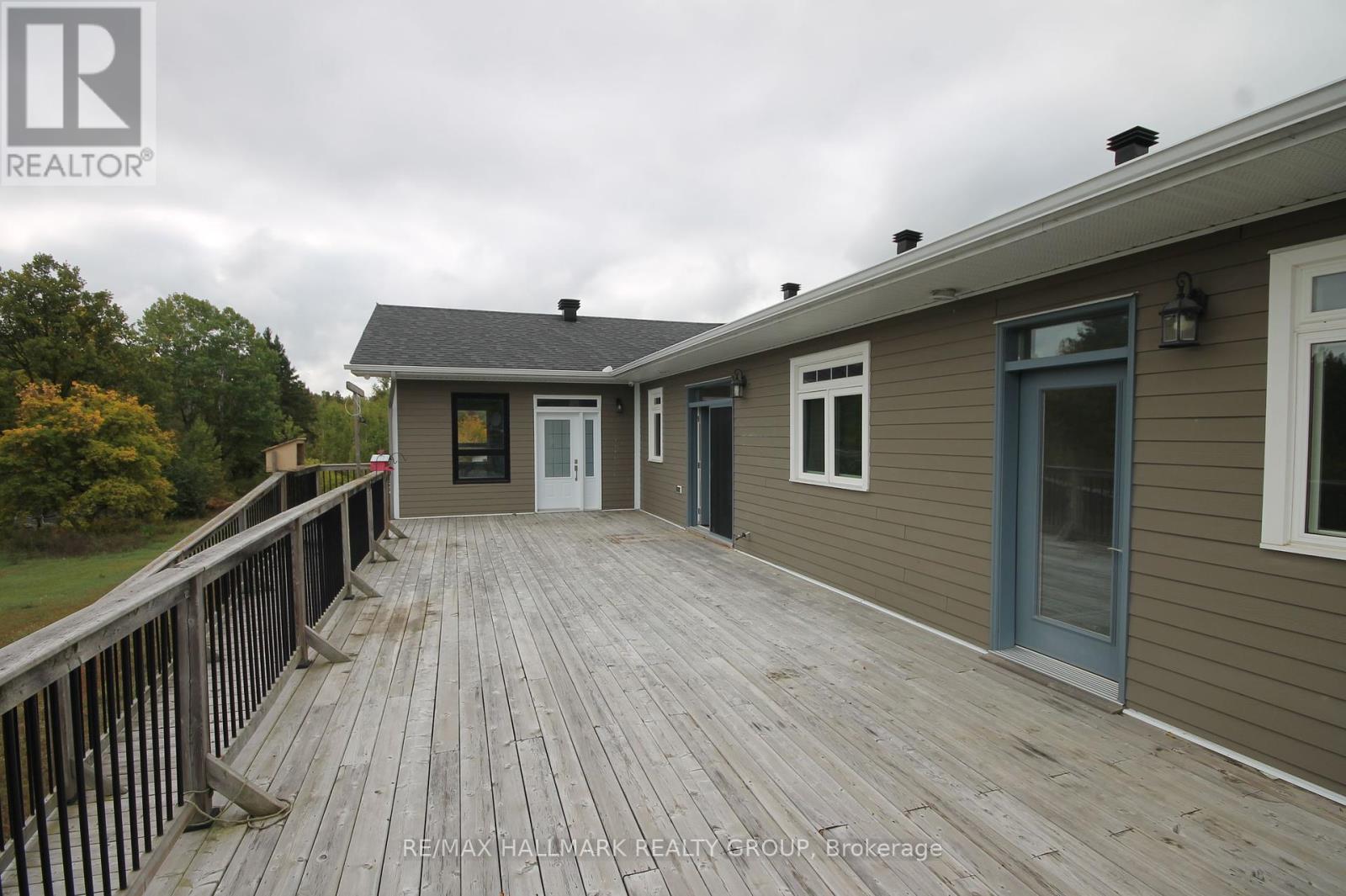 4 Mineview Road, Whitewater Region, Ontario  K0J 1Y0 - Photo 31 - X12449448