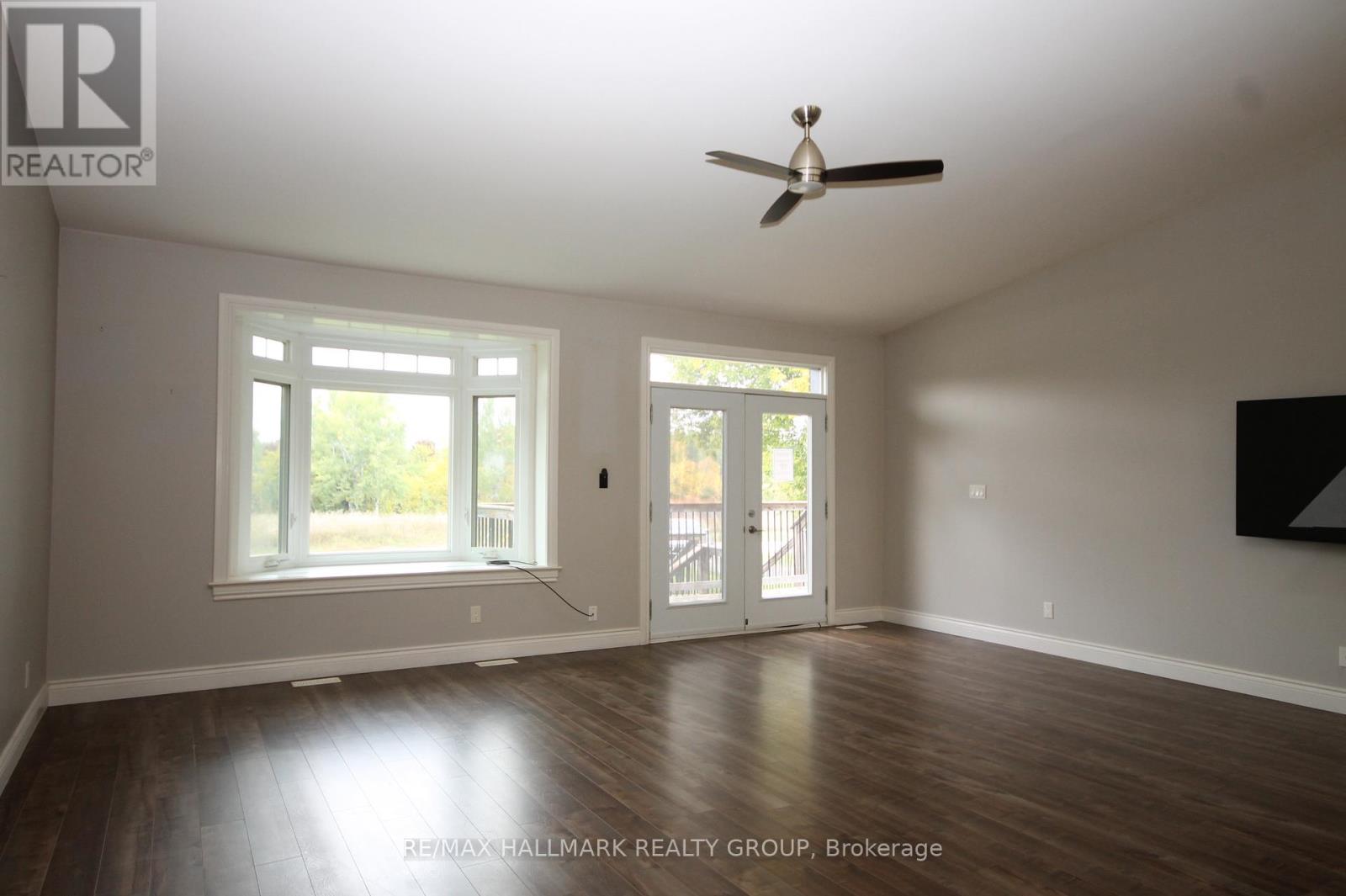 4 Mineview Road, Whitewater Region, Ontario  K0J 1Y0 - Photo 9 - X12449448
