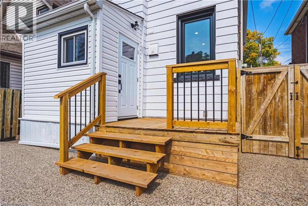 354 Cumberland Avenue, Hamilton, Ontario  L8M 2A2 - Photo 39 - 40777125