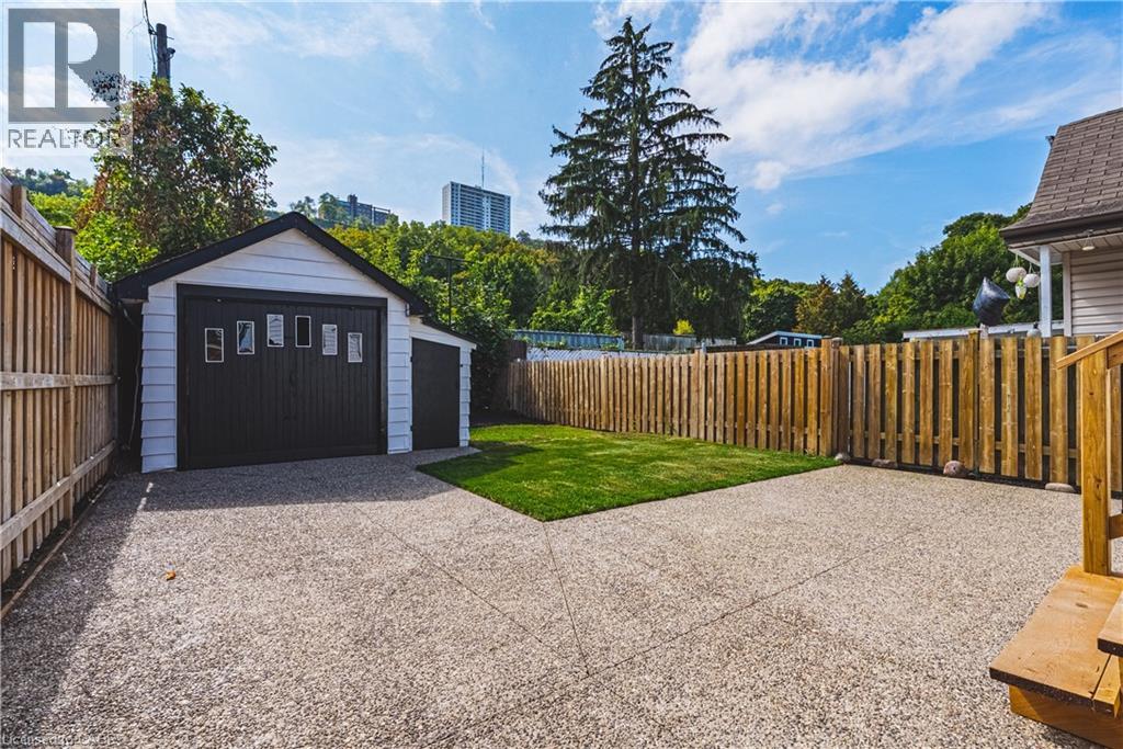 354 Cumberland Avenue, Hamilton, Ontario  L8M 2A2 - Photo 40 - 40777125