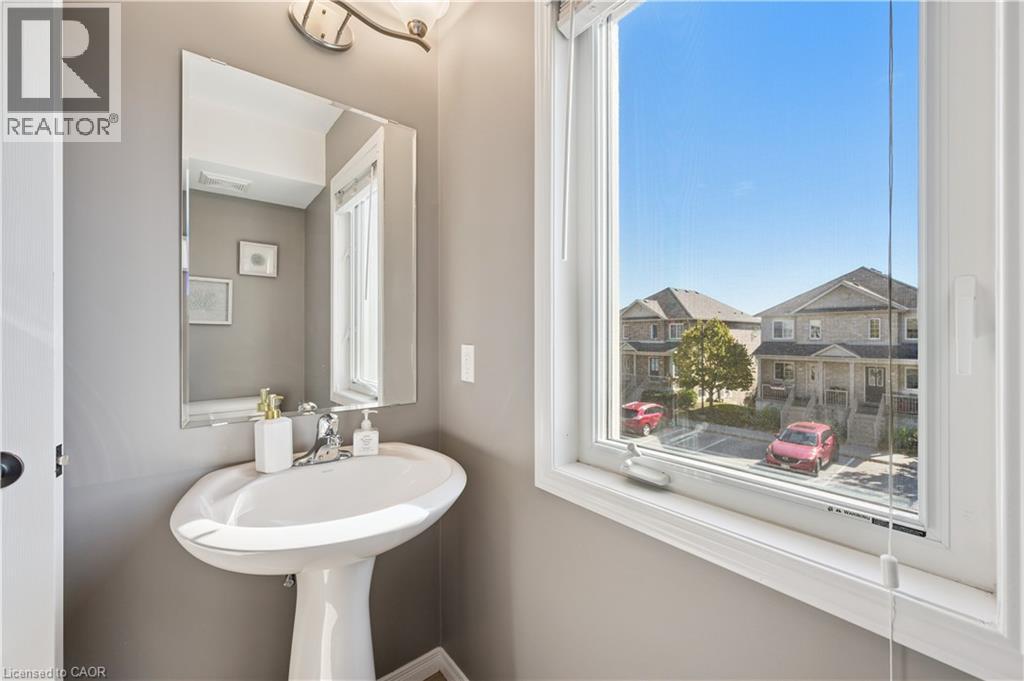35 Mountford Drive Unit# 22, Guelph, Ontario  N1E 0G6 - Photo 18 - 40777054