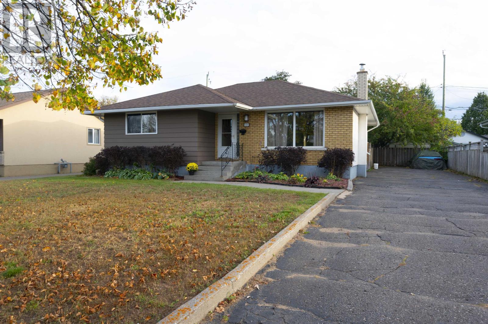 116 Riverview Drive, Thunder Bay, Ontario  P7C 1R4 - Photo 1 - TB253162